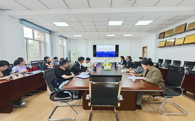 1讲座现场.jpg
