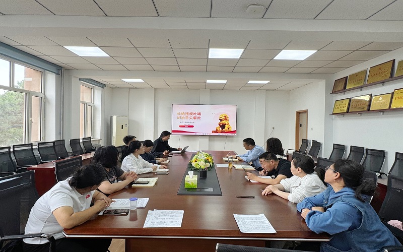党课学习现场.jpg