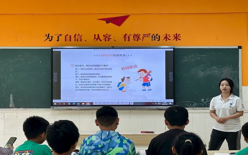 2.活动现场.jpg
